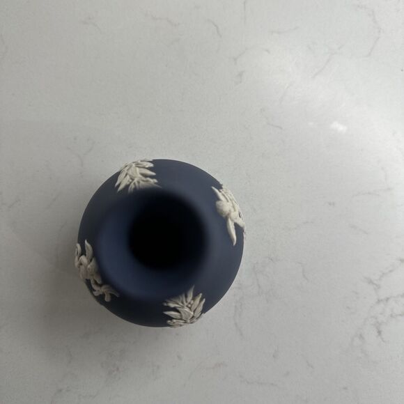 Antique Wedgwood Jasperware Bud Vase in Portland Blue and Cream (5") England - Picture 9 of 13